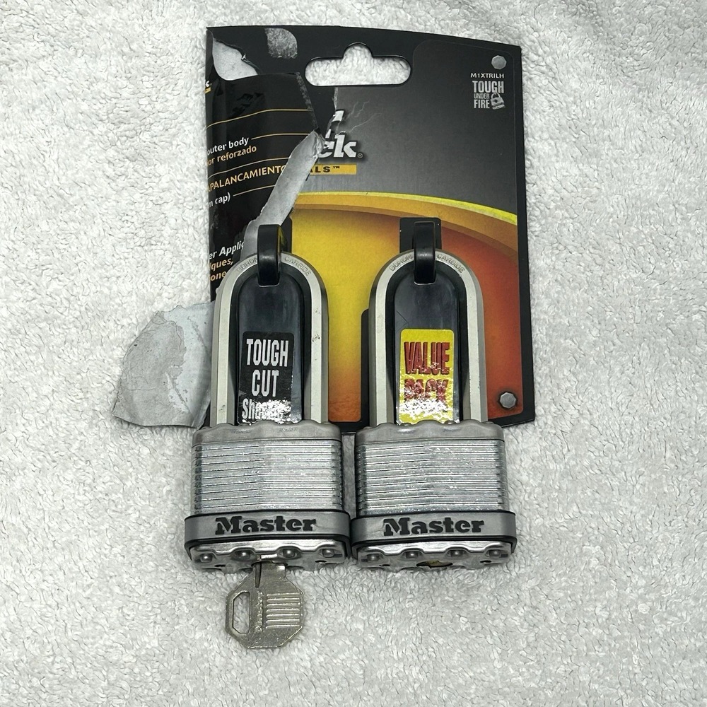 Masterlock Tough Cut Shackle Value Pack 2 Locks / 1 Key (SH7)